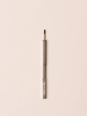 The Lip Contour Brush