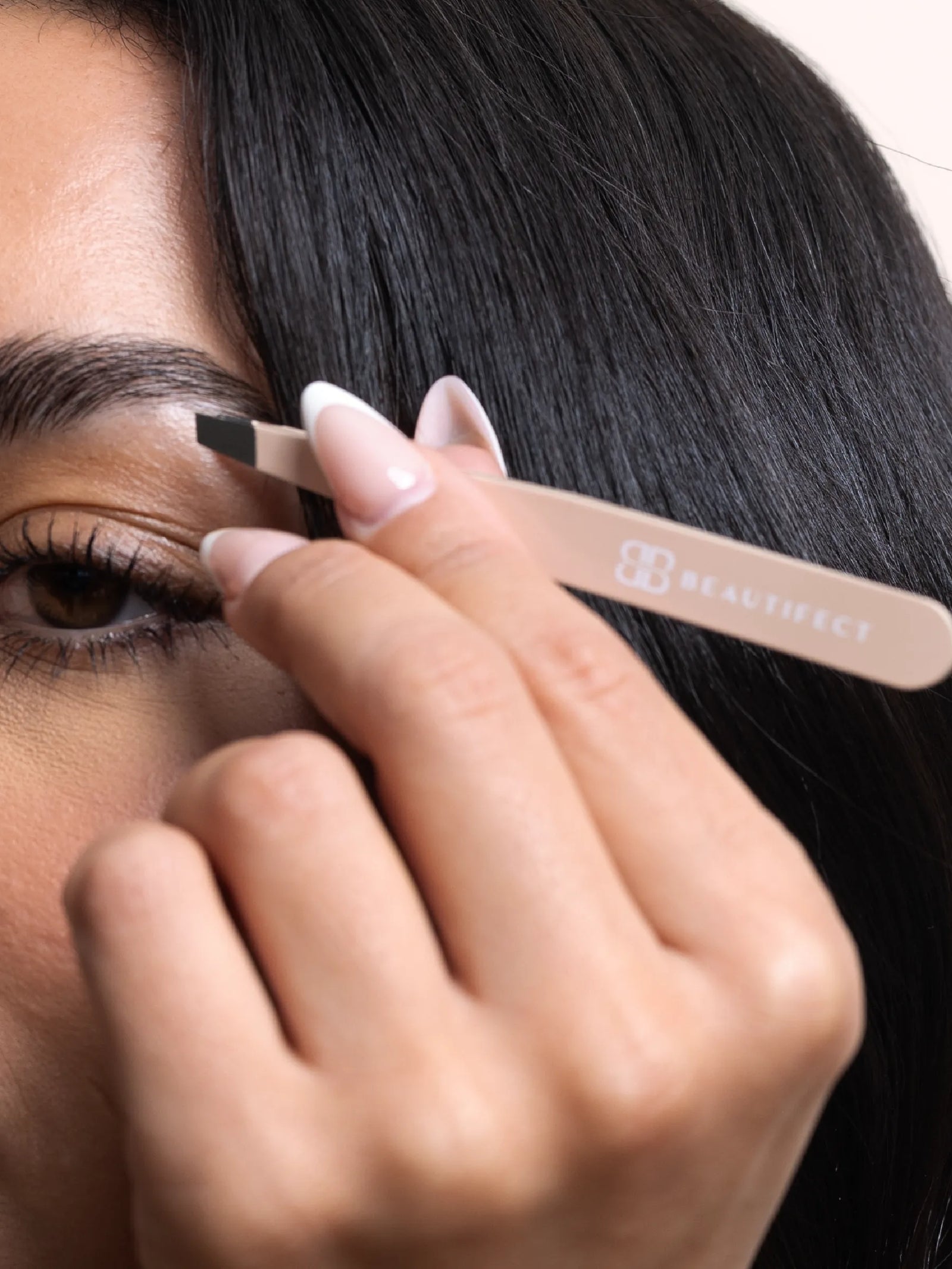 Beautifect Glow Luxe Collection - Nude